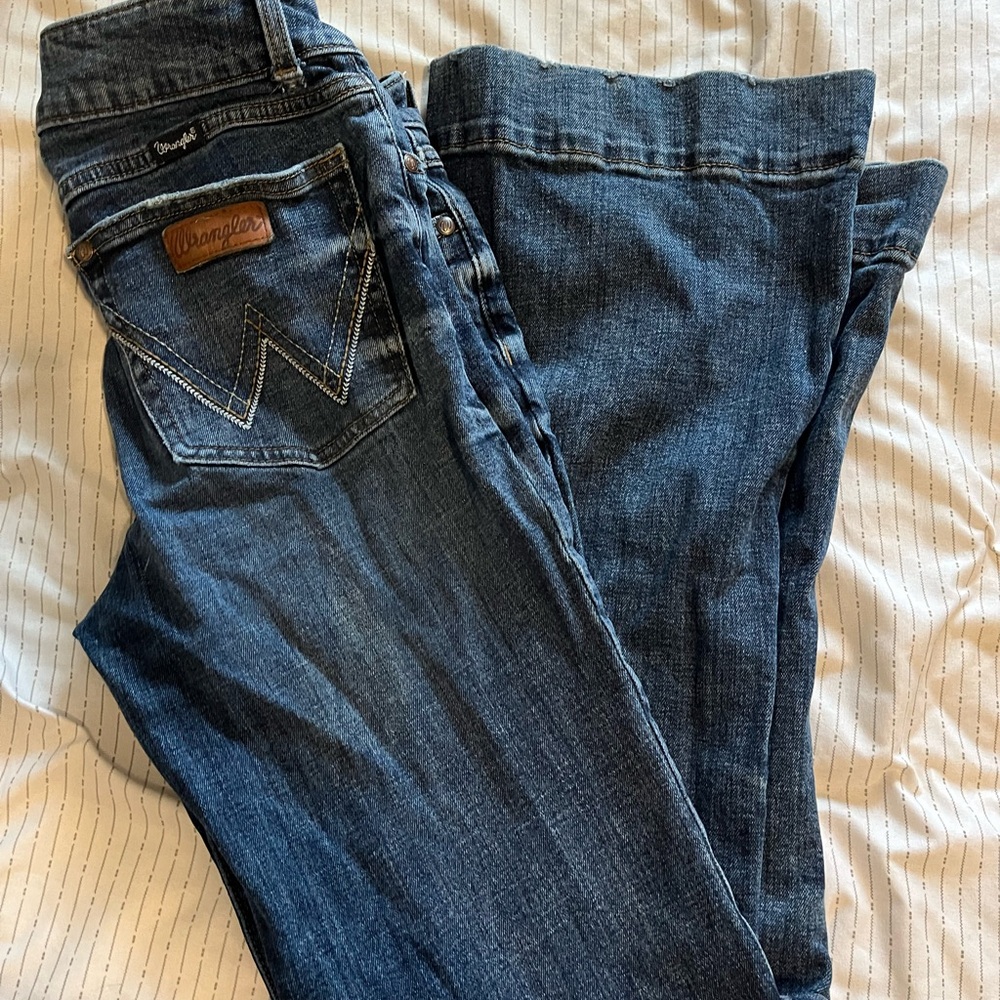 Wrangler Blue Boot Cut Jeans Classic Denim Style